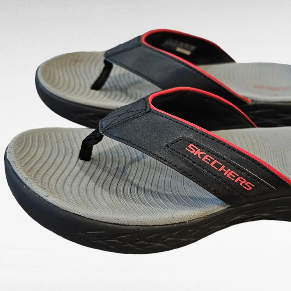 Skechers On The Go Black and Red Kids Sandals Size 4